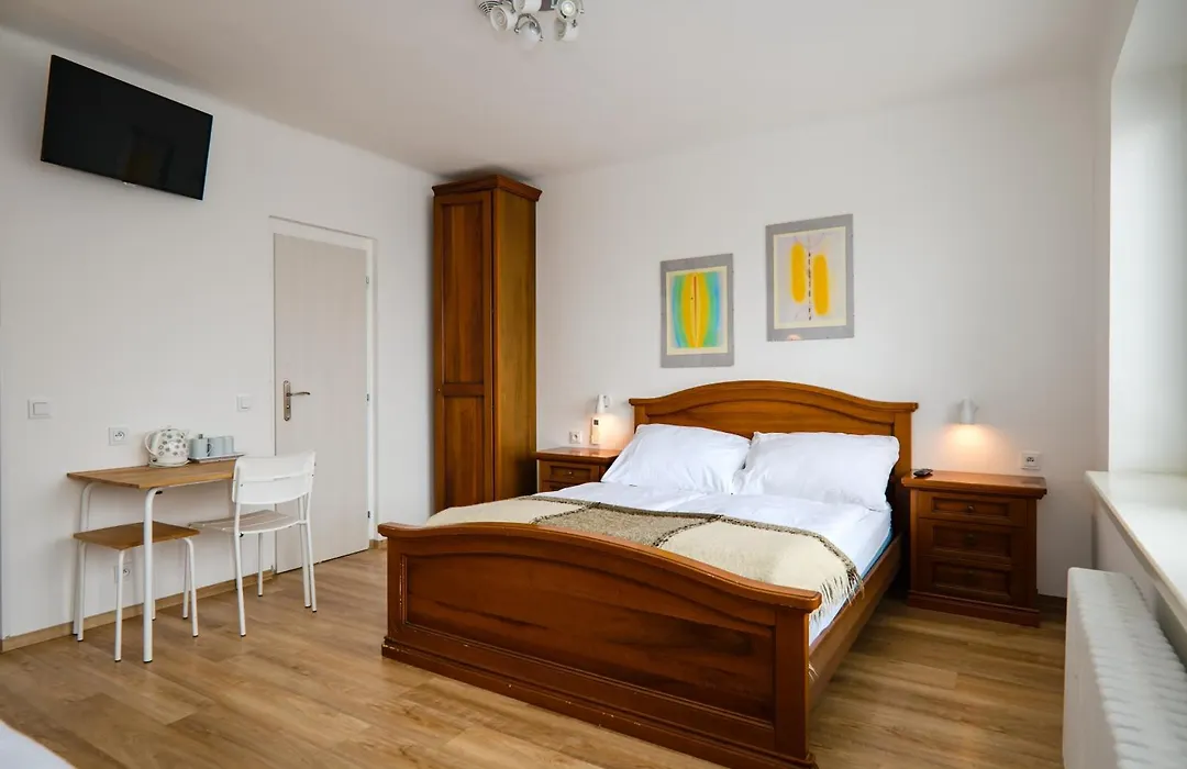 Wellness Vila Bohemia-1